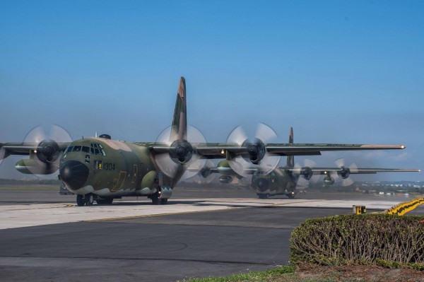 c130.jpg