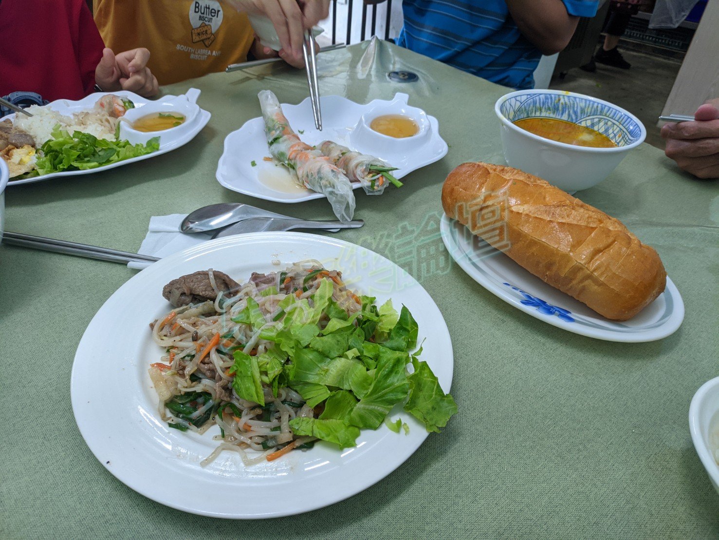 咖哩法國麵包跟炒河粉